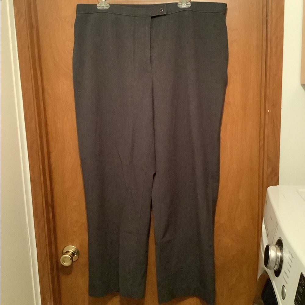 Woman’s trousers